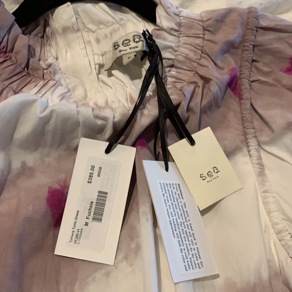 Dress - Picture 7 of 7